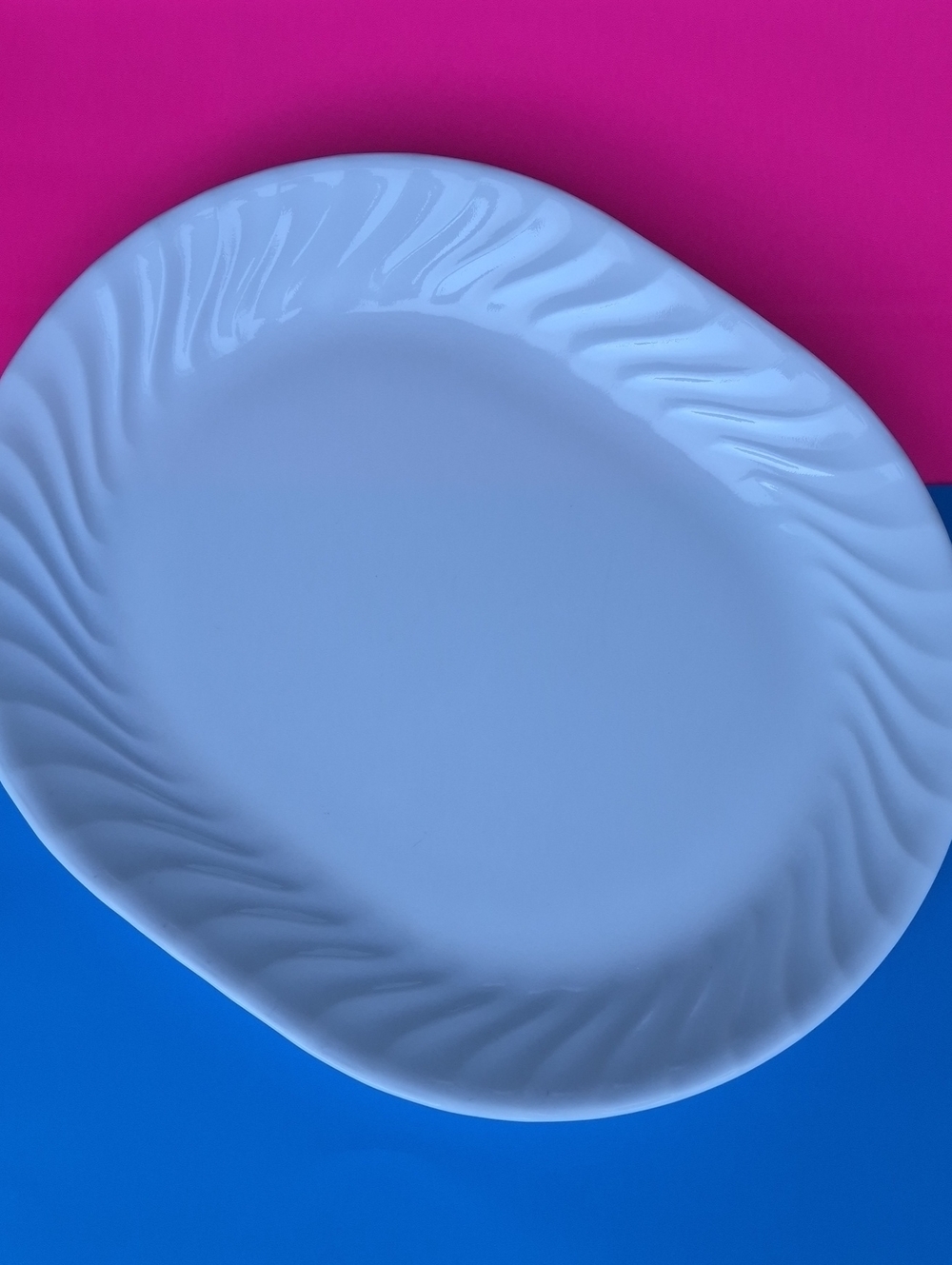 Corelle Enhancements 12.25 Oval White Swirl-Edge Serving Platter